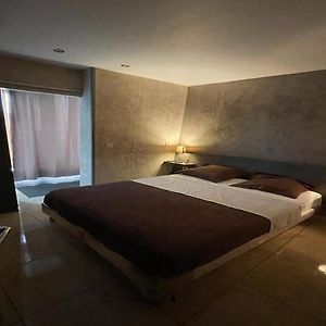 LPL Paris Hotel